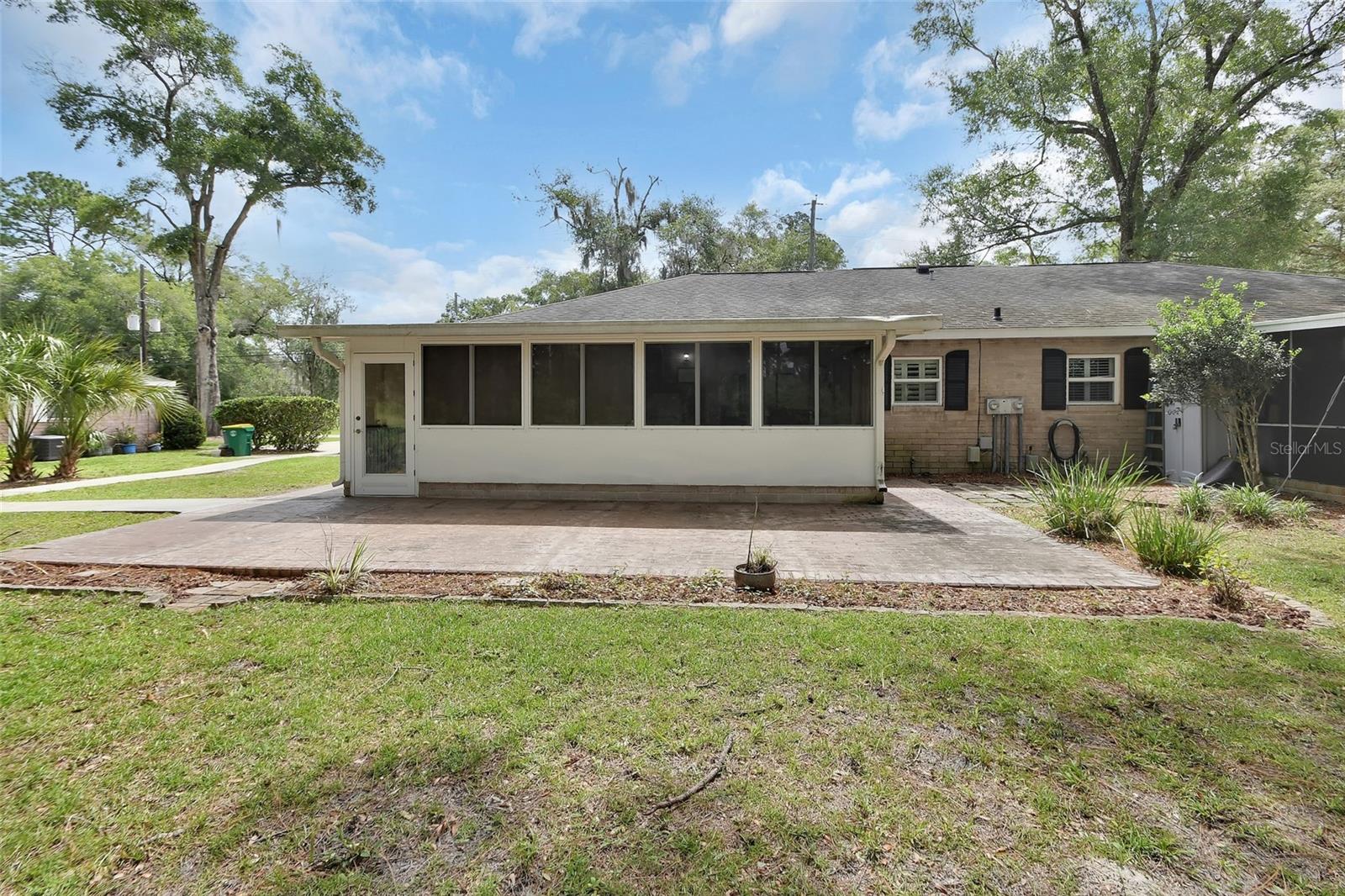 SOUTHRIDGE CONDO APTS B - Residential