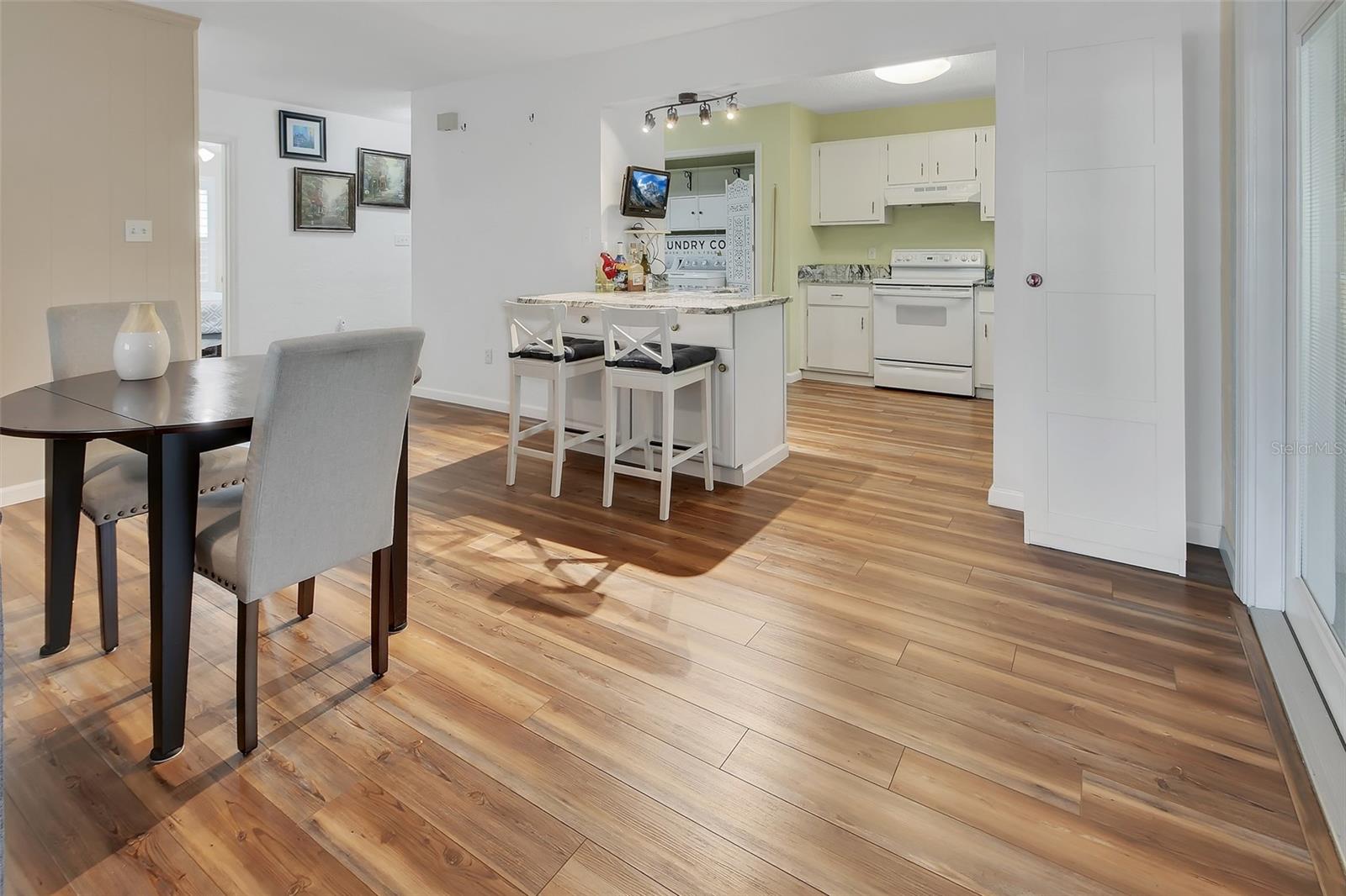 SOUTHRIDGE CONDO APTS B - Residential