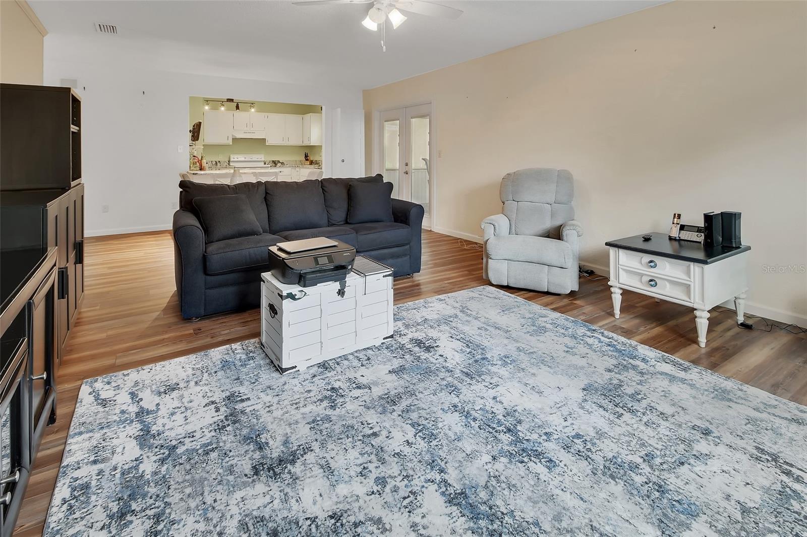 SOUTHRIDGE CONDO APTS B - Residential