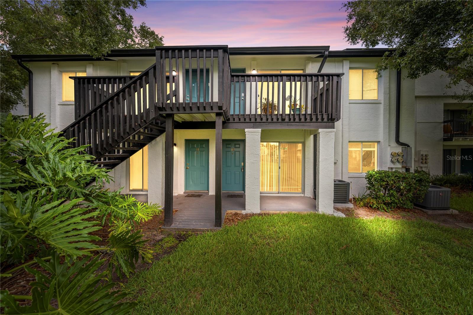 AVALON CONDO - Residential