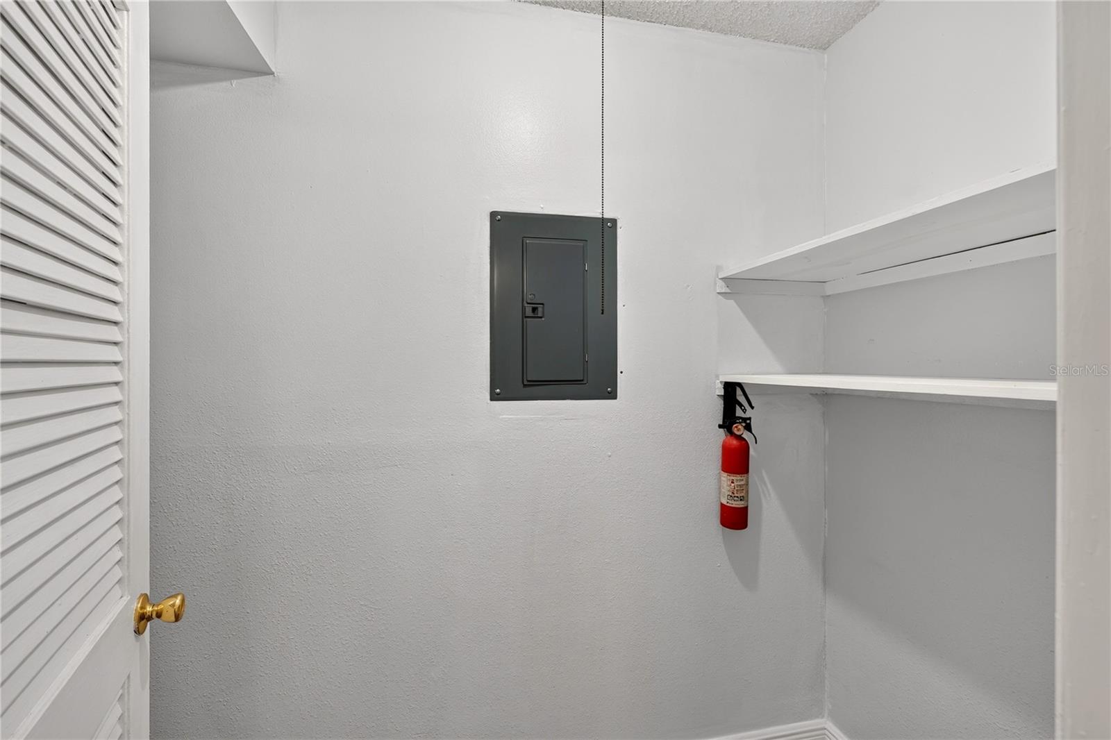AVALON CONDO - Residential
