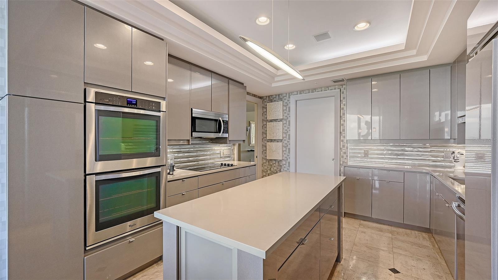 L AMBIANCE AT LONGBOAT KEY CLUB PH 02 - Residential