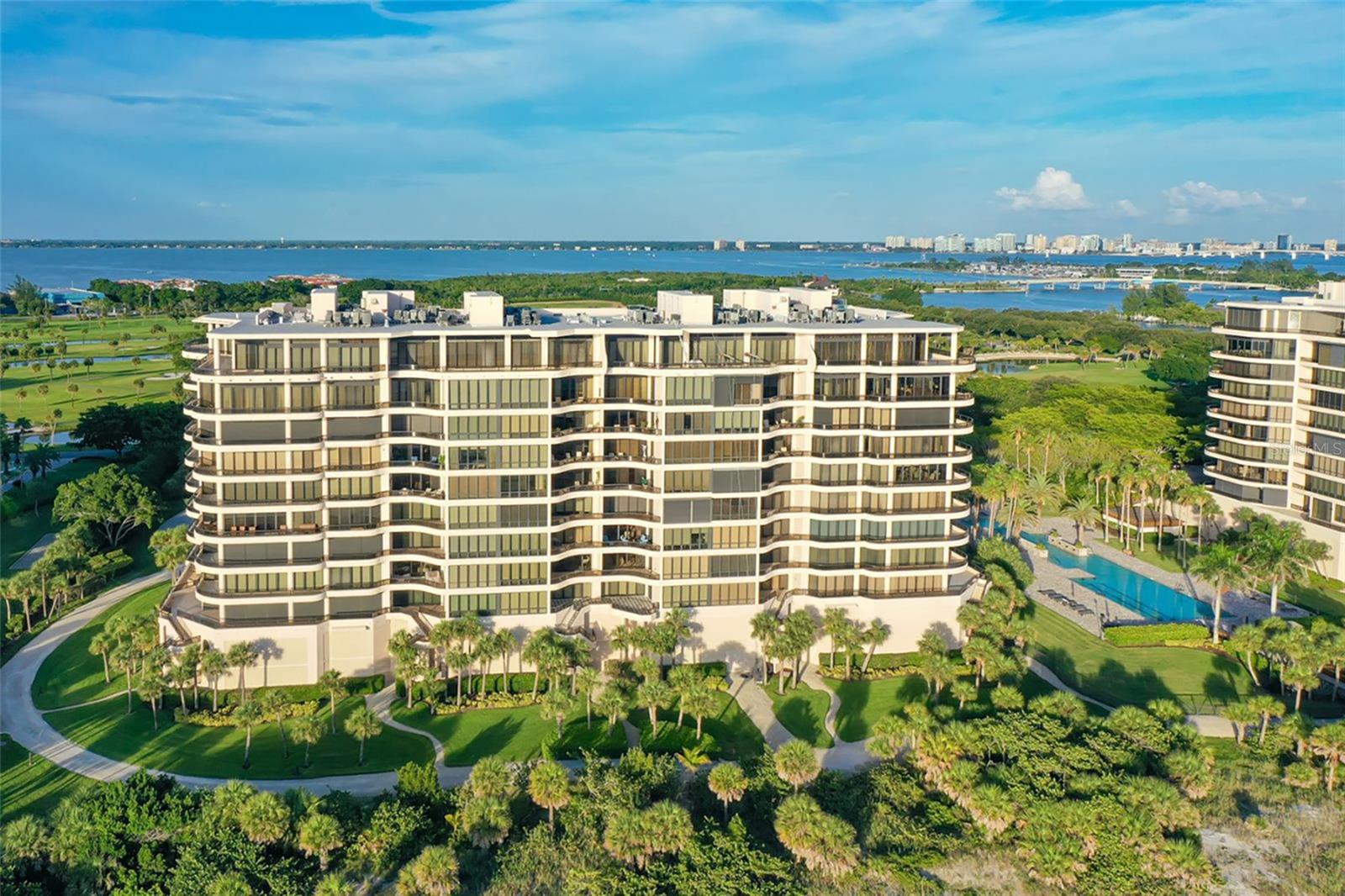 L AMBIANCE AT LONGBOAT KEY CLUB PH 02 - Residential