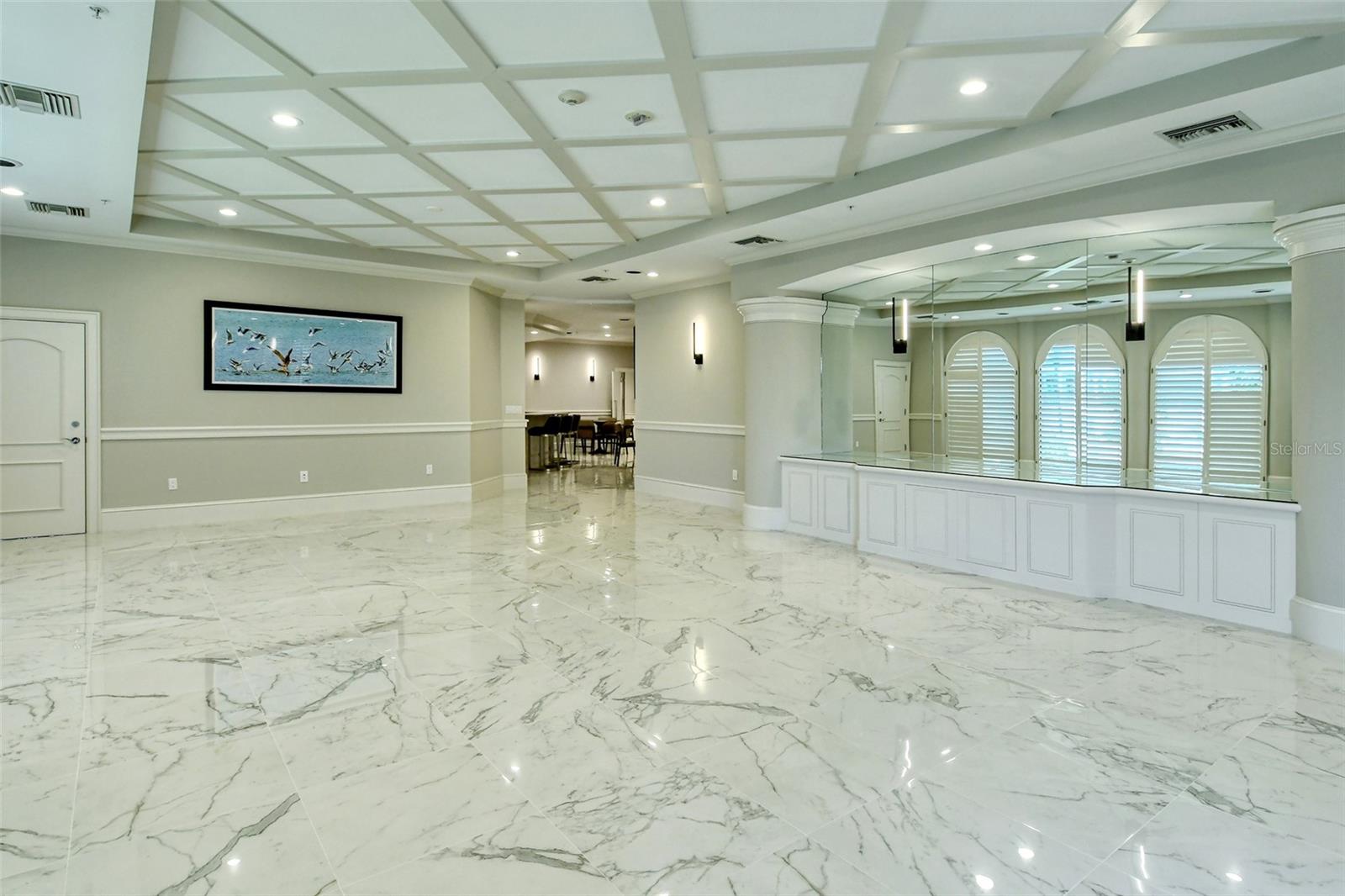 L AMBIANCE AT LONGBOAT KEY CLUB PH 02 - Residential