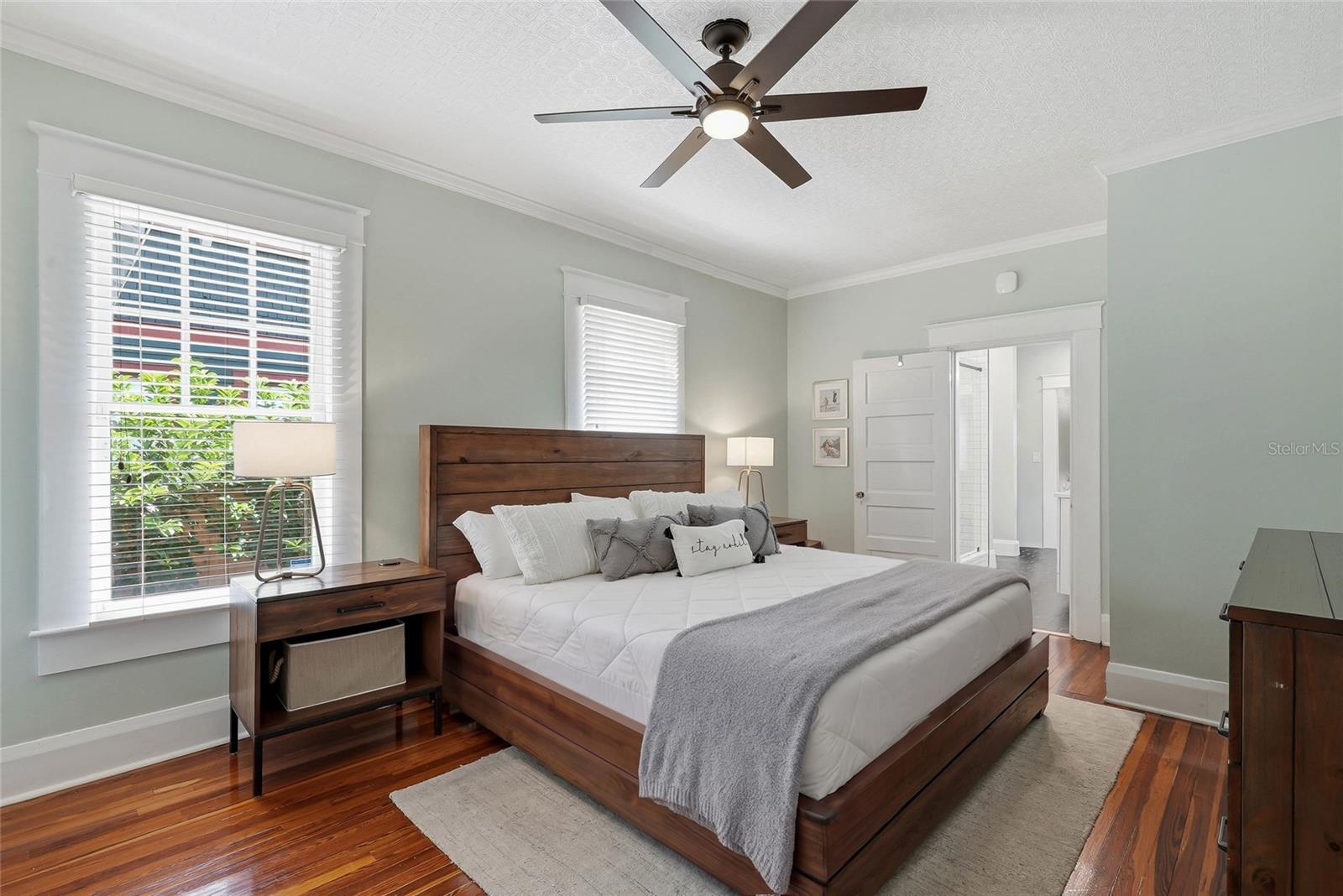 HYDE PARK WEST - Residential