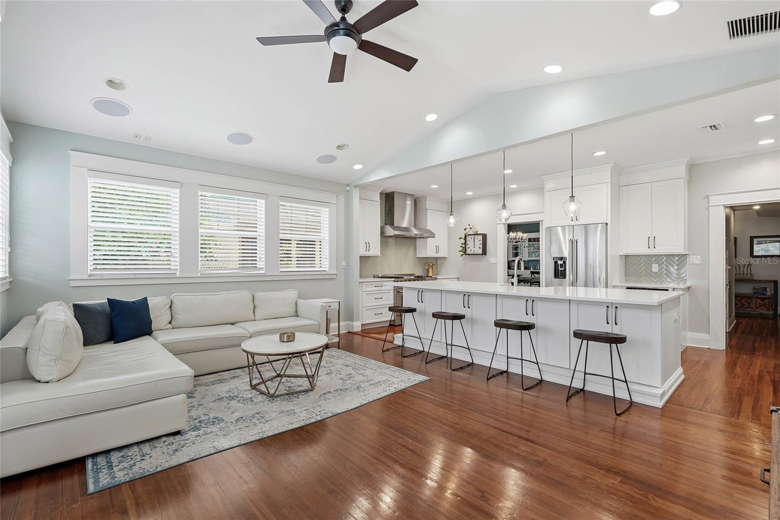HYDE PARK WEST - Residential
