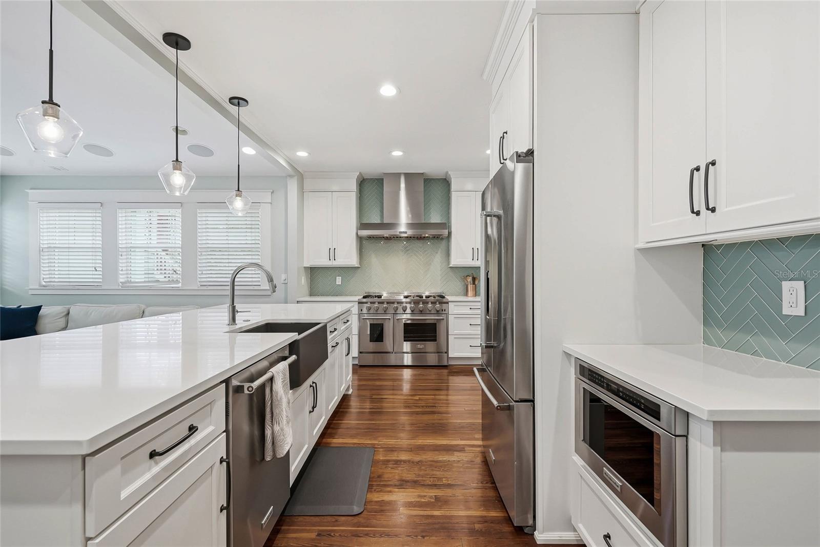HYDE PARK WEST - Residential