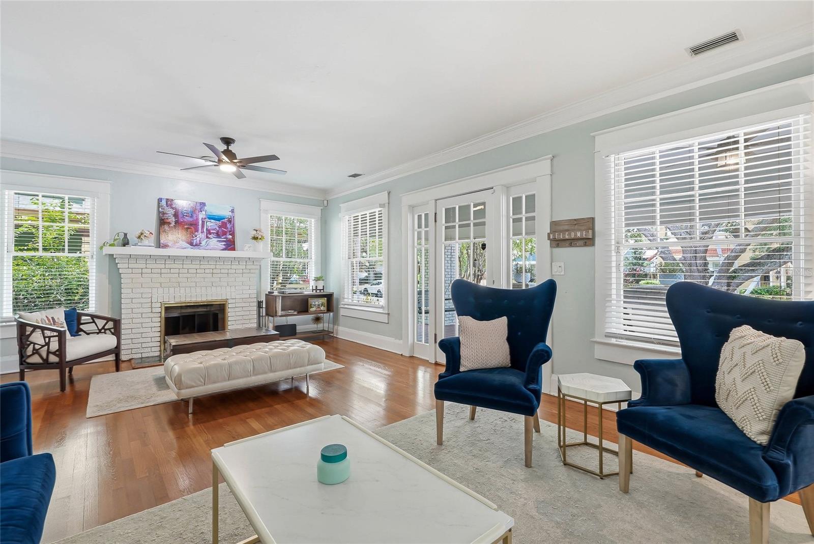 HYDE PARK WEST - Residential