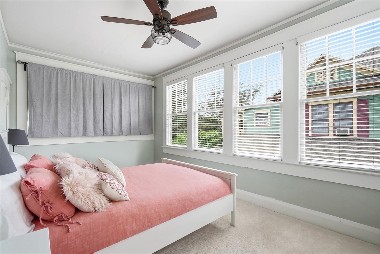 HYDE PARK WEST - Residential