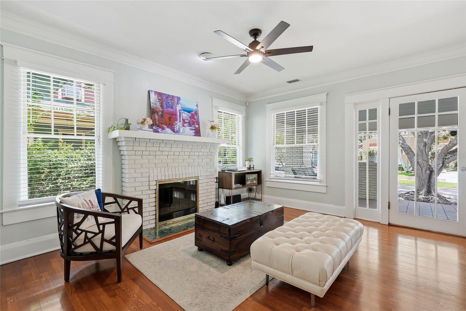 HYDE PARK WEST - Residential