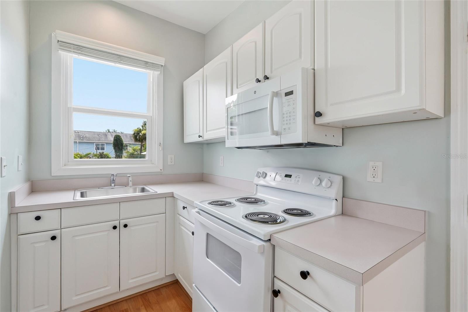 HYDE PARK WEST - Residential