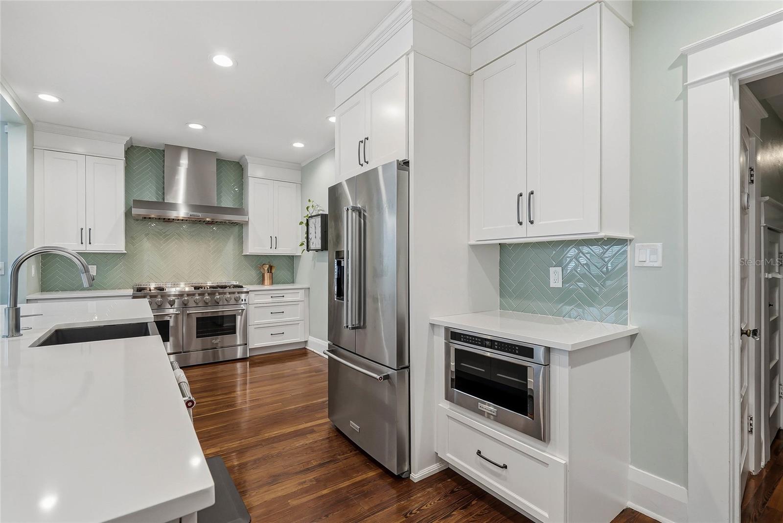 HYDE PARK WEST - Residential