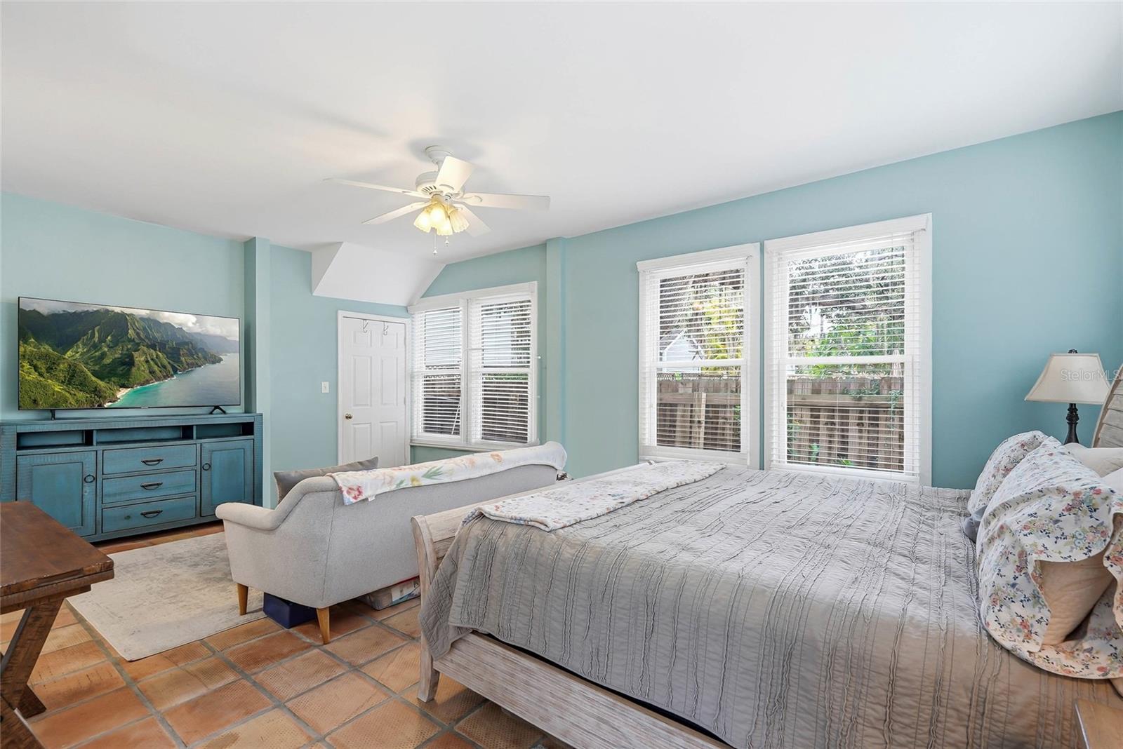 HYDE PARK WEST - Residential