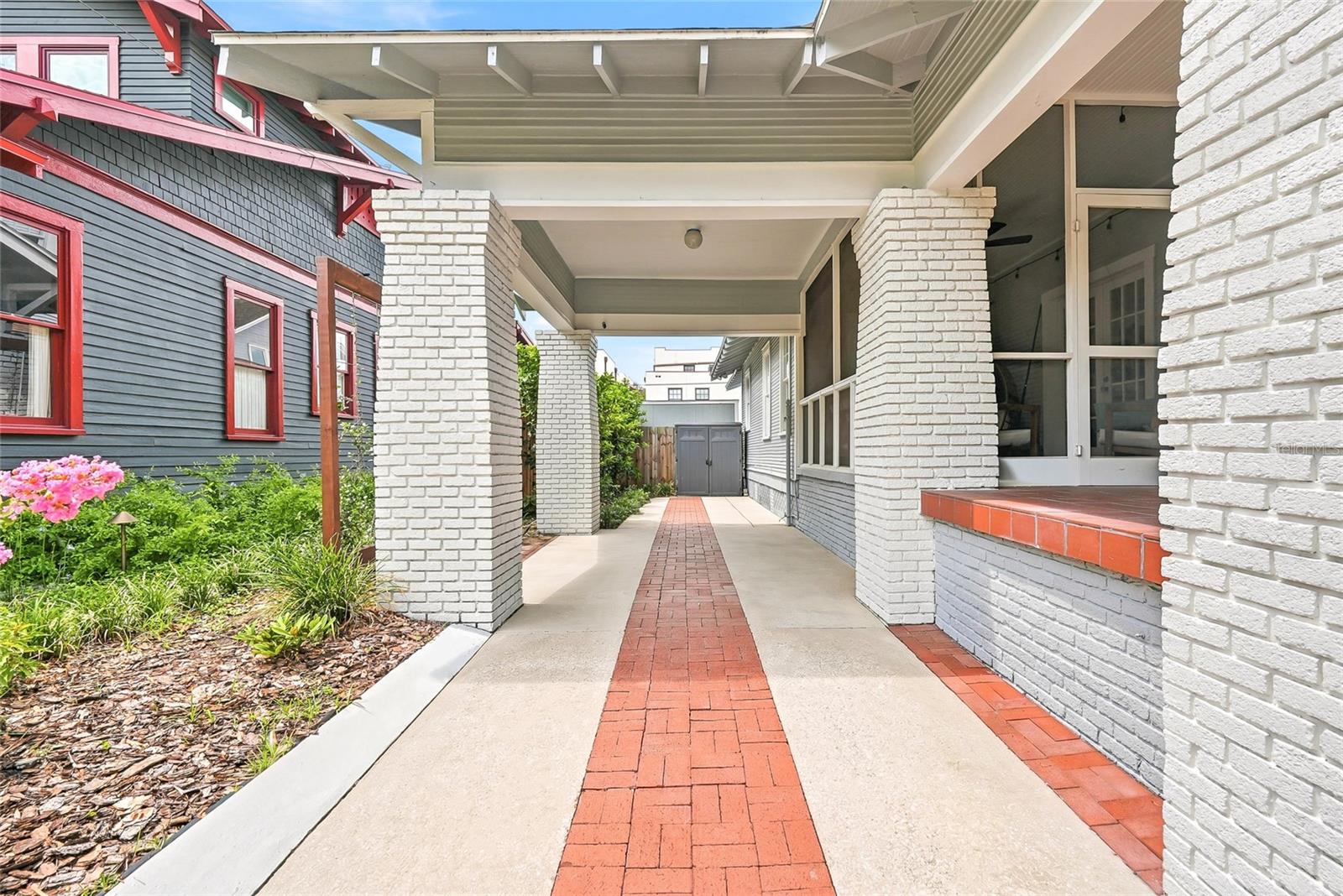 HYDE PARK WEST - Residential
