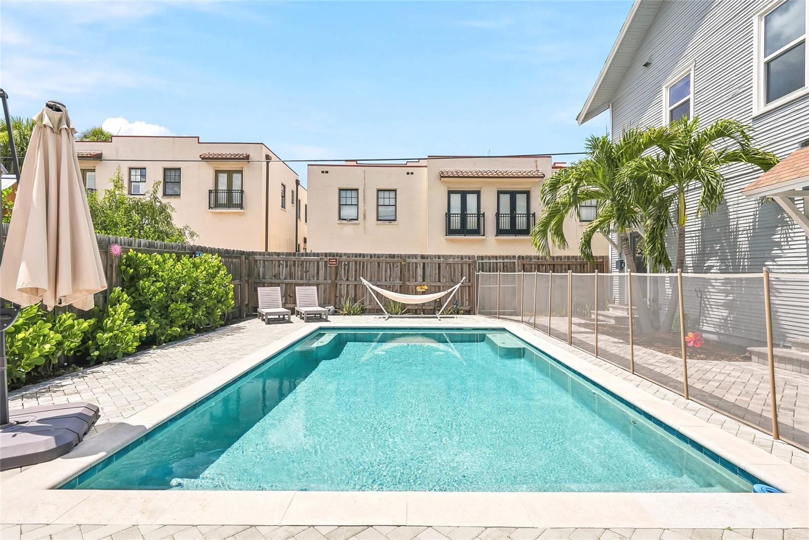HYDE PARK WEST - Residential