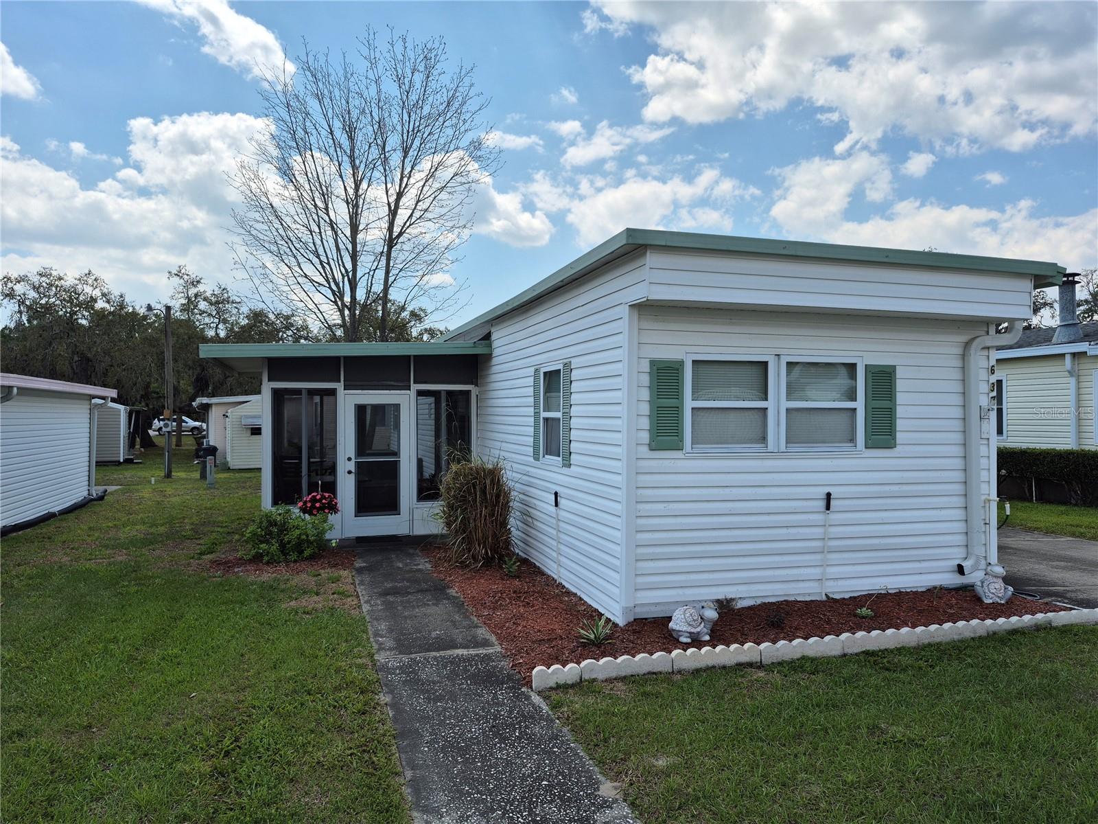BONFIRE MOBILE HOME VILLAGE SUB - Residential