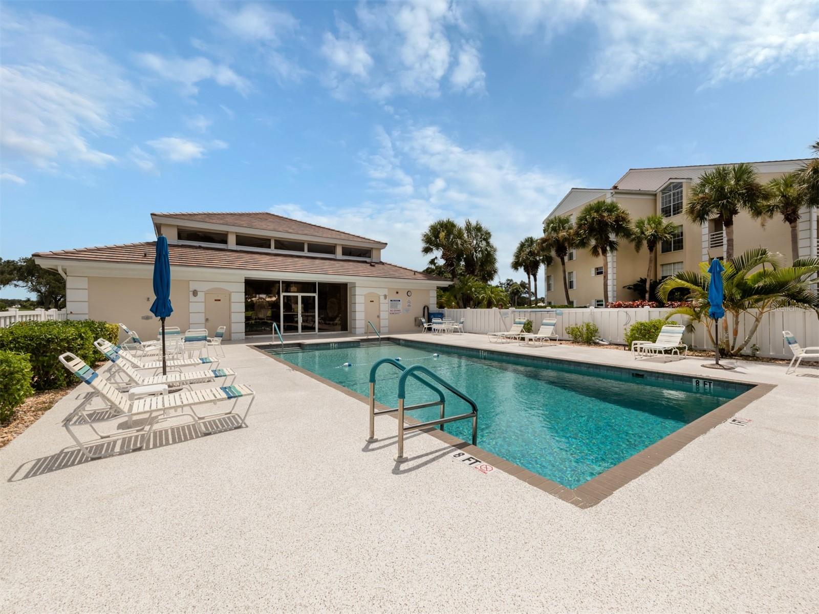 EIGHTH FAIRWAY - Residential