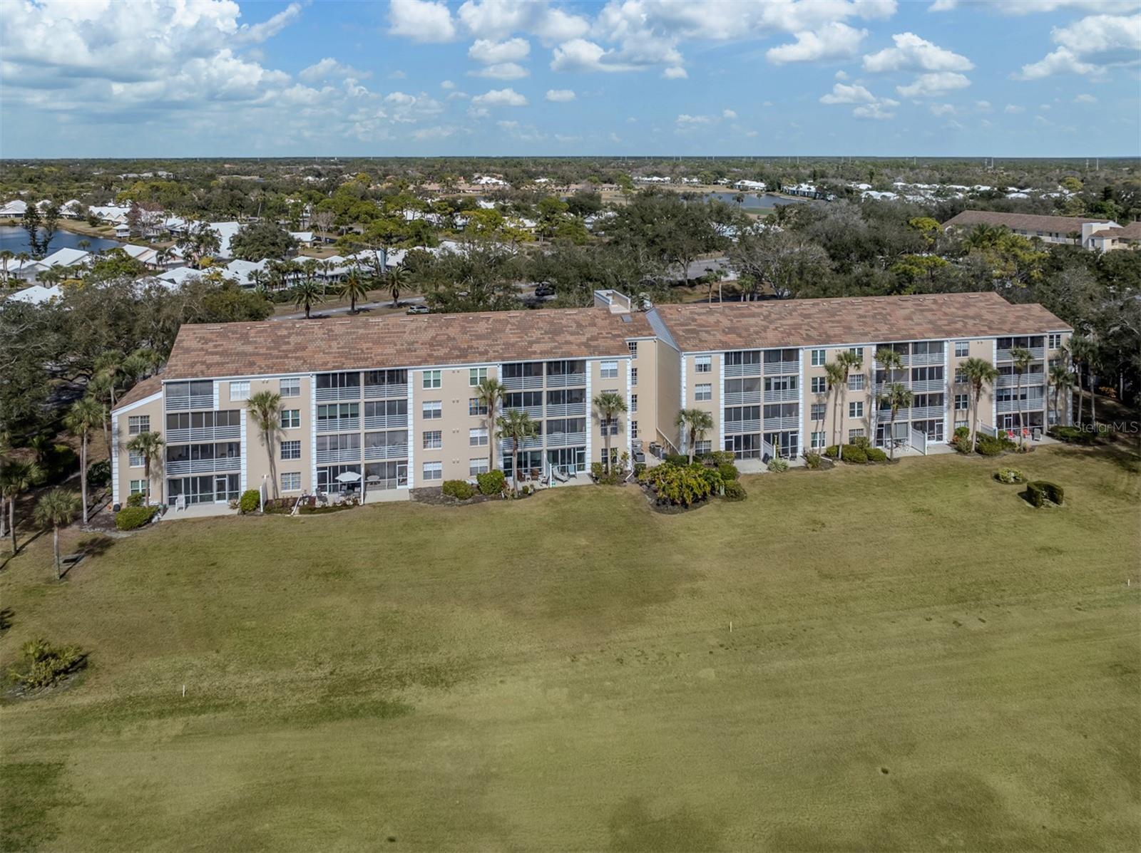 EIGHTH FAIRWAY - Residential