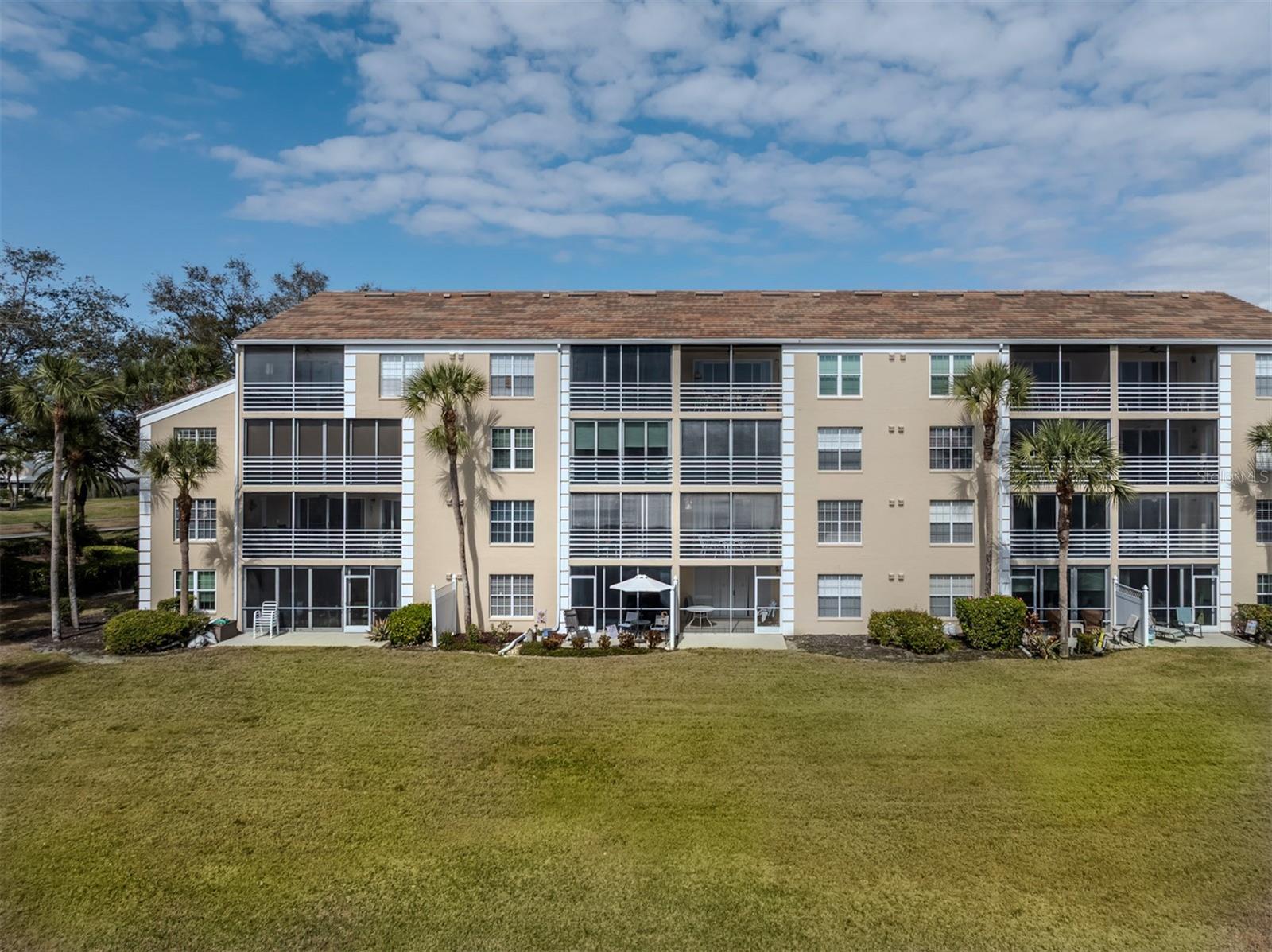 EIGHTH FAIRWAY - Residential