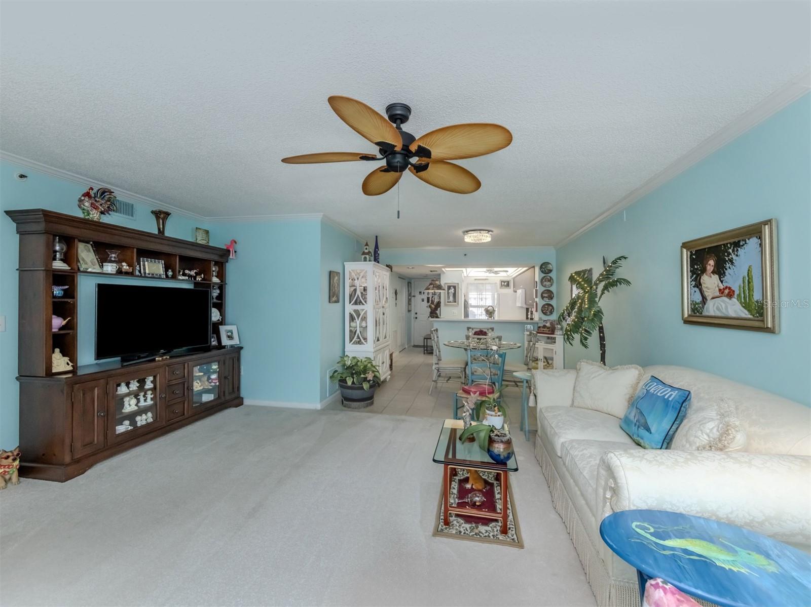 EIGHTH FAIRWAY - Residential