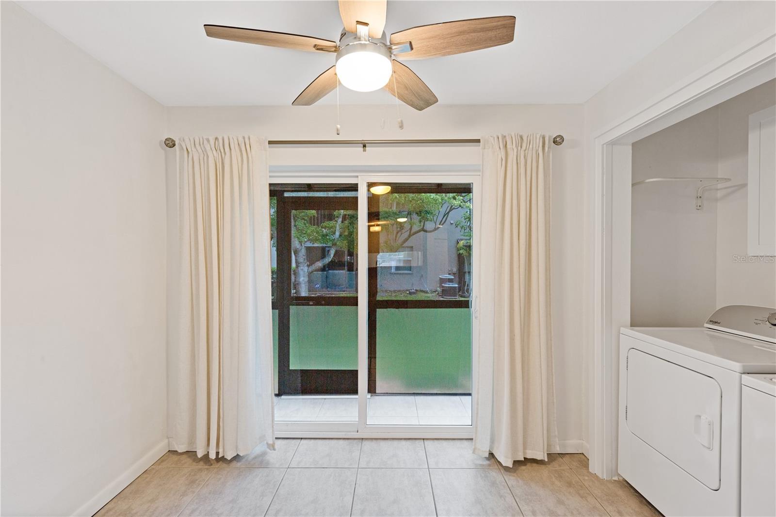 BAY OAKS CONDO - Residential