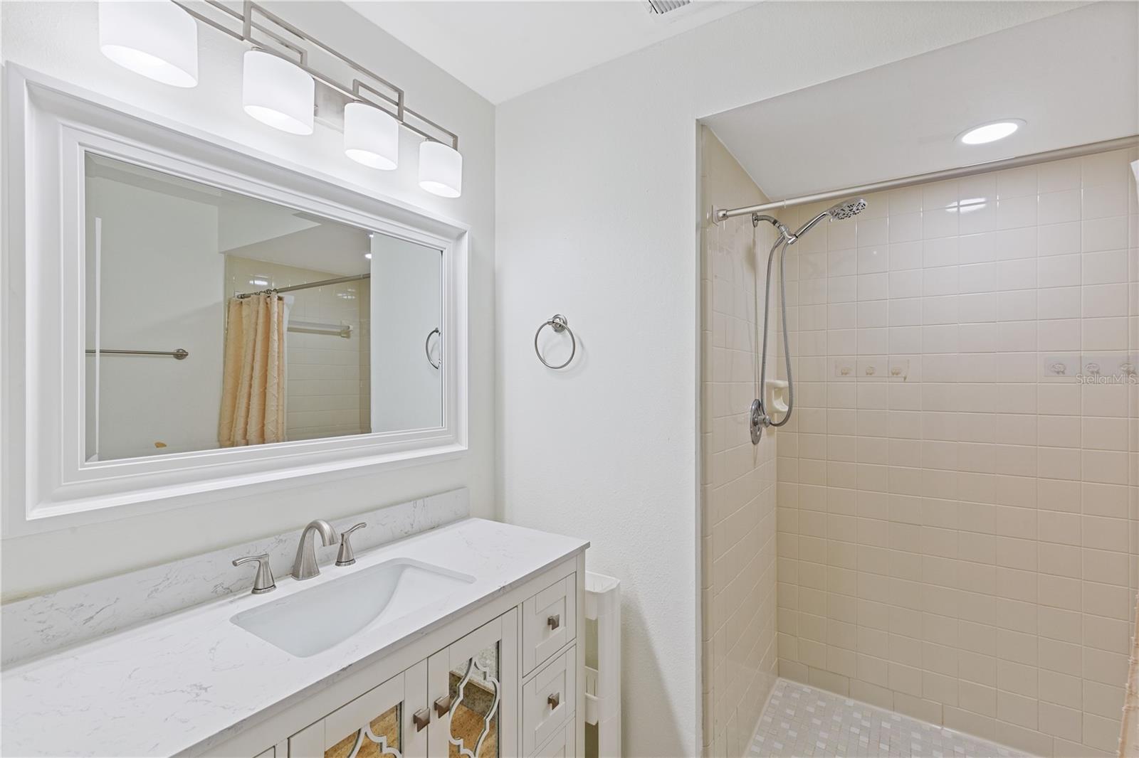 BAY OAKS CONDO - Residential