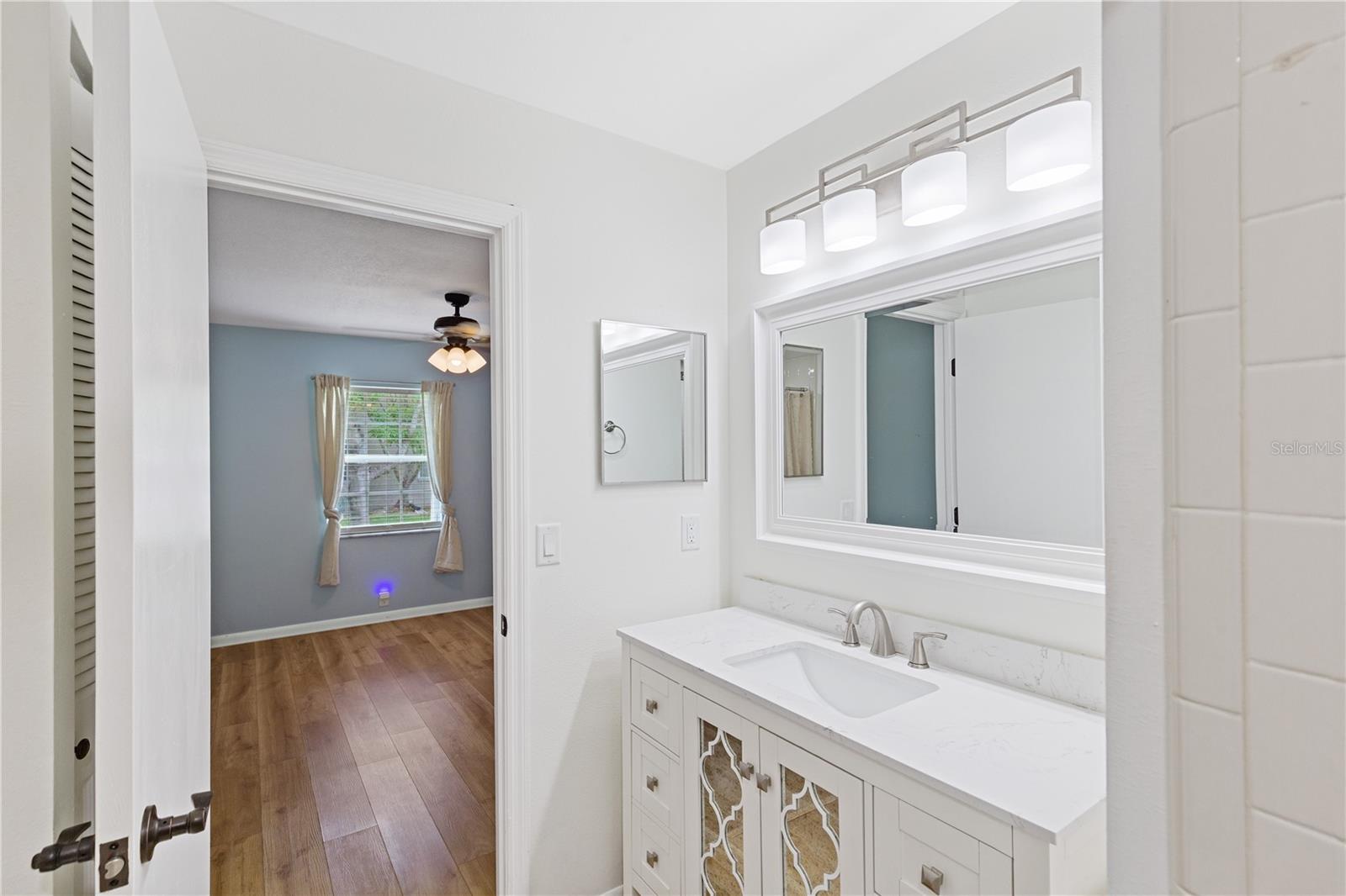 BAY OAKS CONDO - Residential