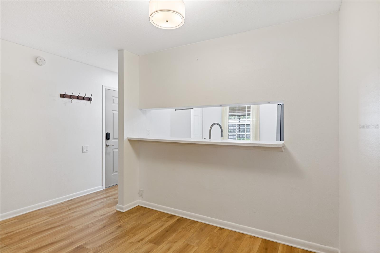 BAY OAKS CONDO - Residential