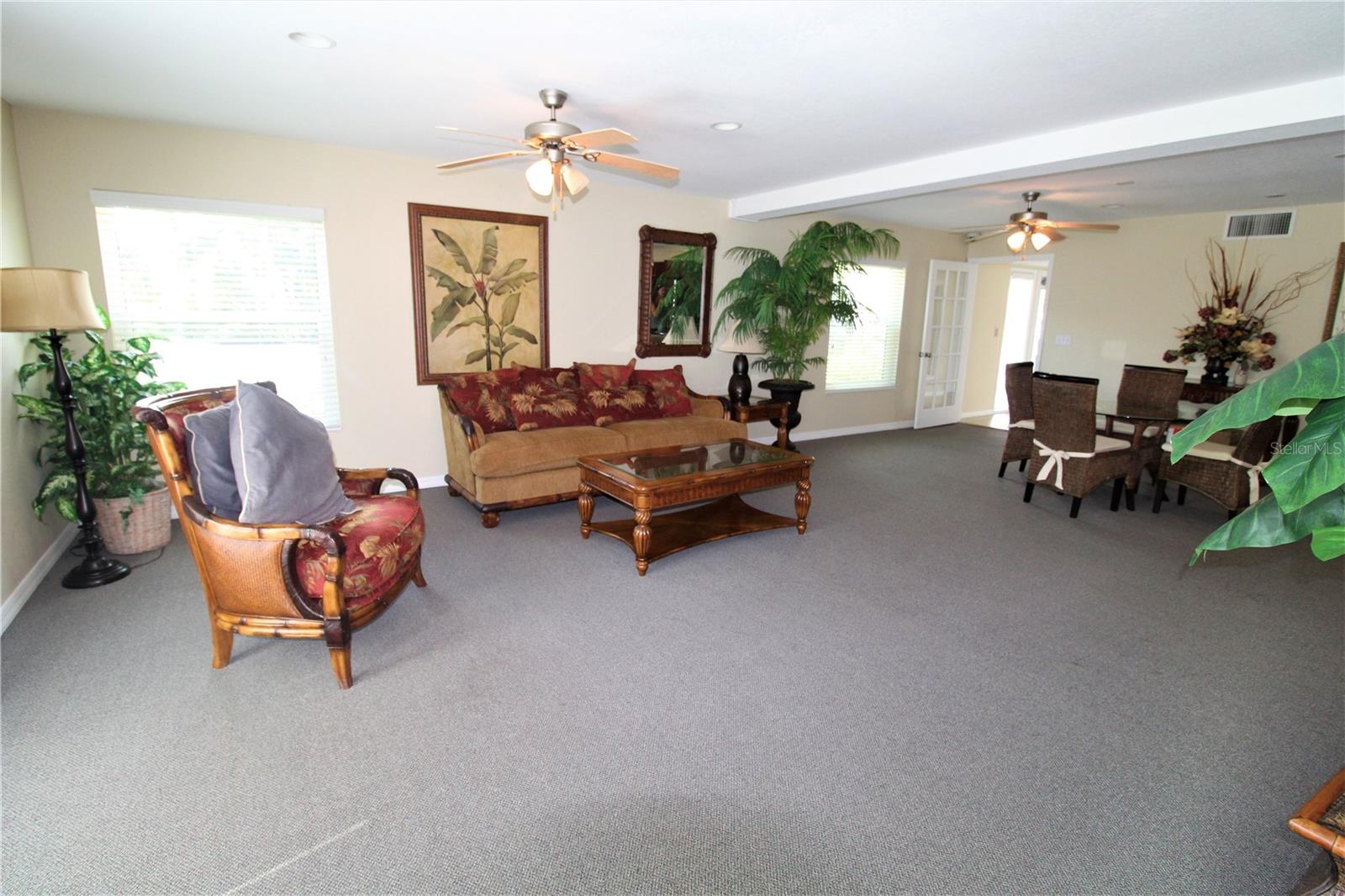 GARDEN WALK PH 1 - Residential Lease
