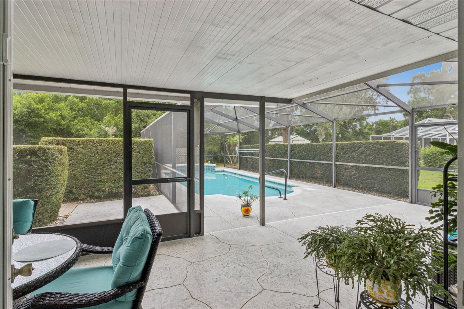 COUNTRY OAKS ESTATES - Residential
