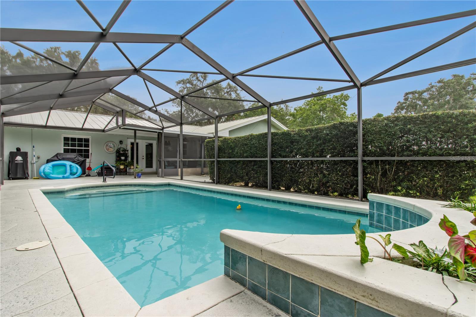 COUNTRY OAKS ESTATES - Residential