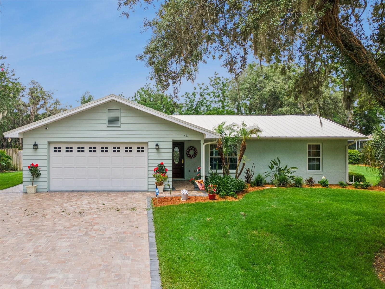 COUNTRY OAKS ESTATES - Residential