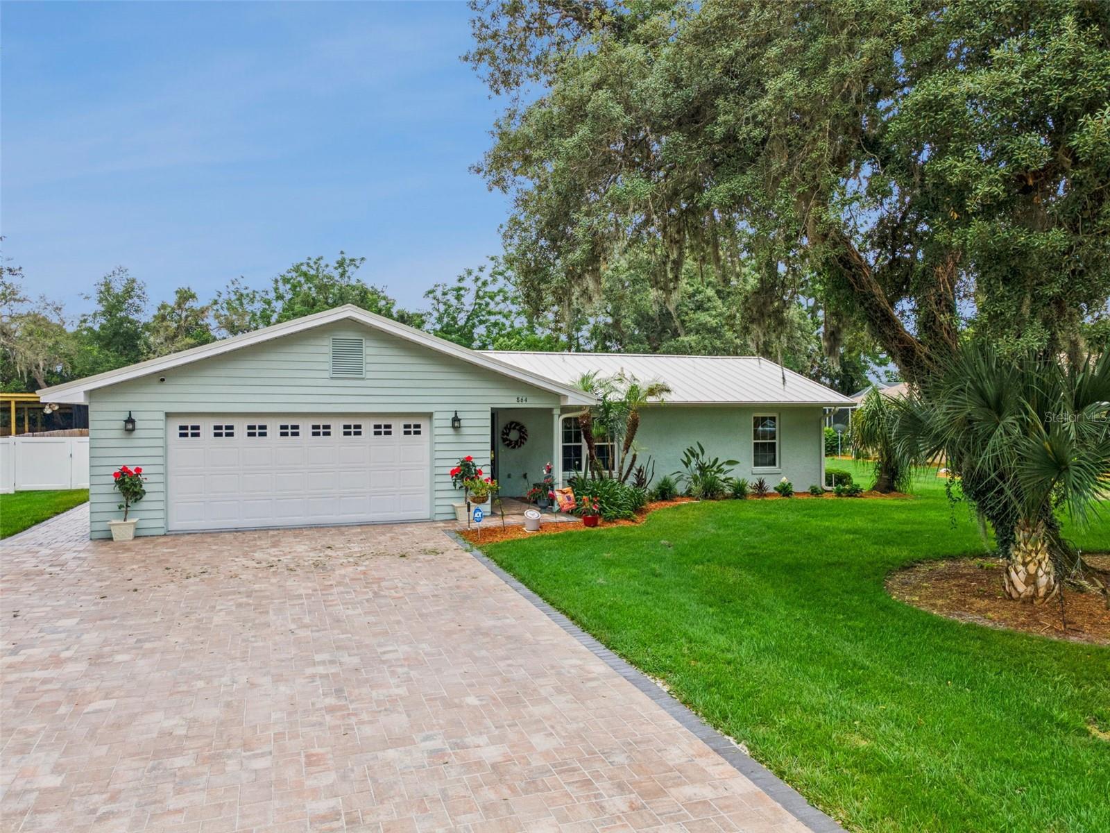 COUNTRY OAKS ESTATES - Residential