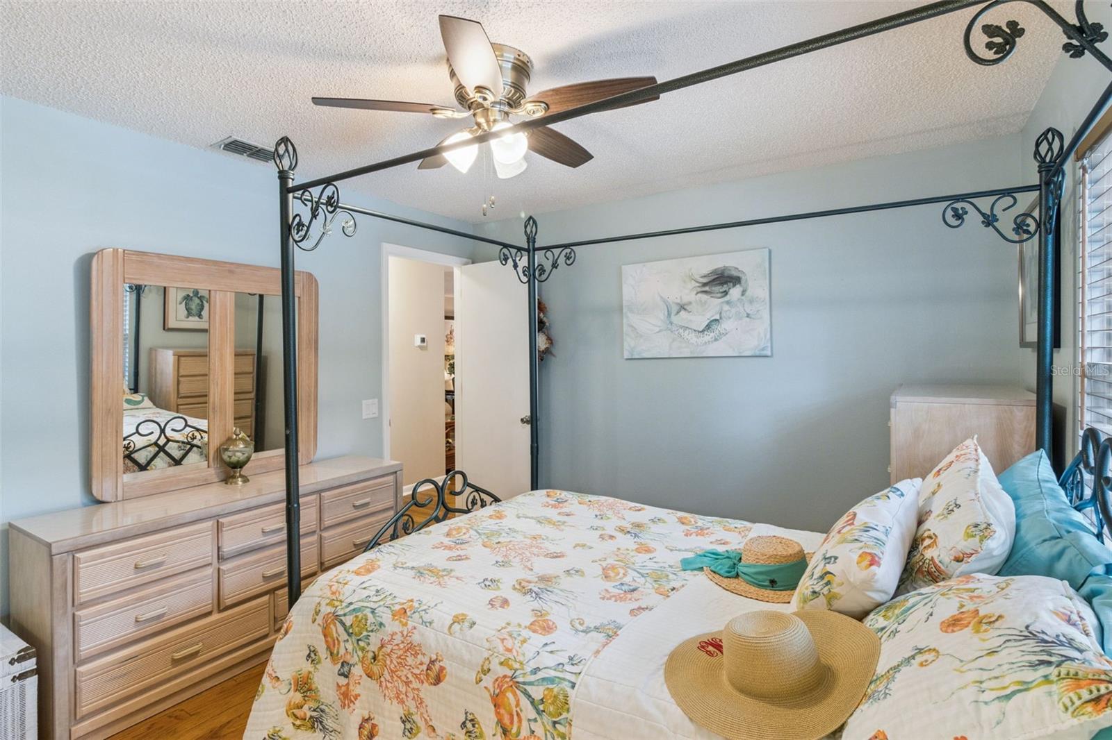 COUNTRY OAKS ESTATES - Residential