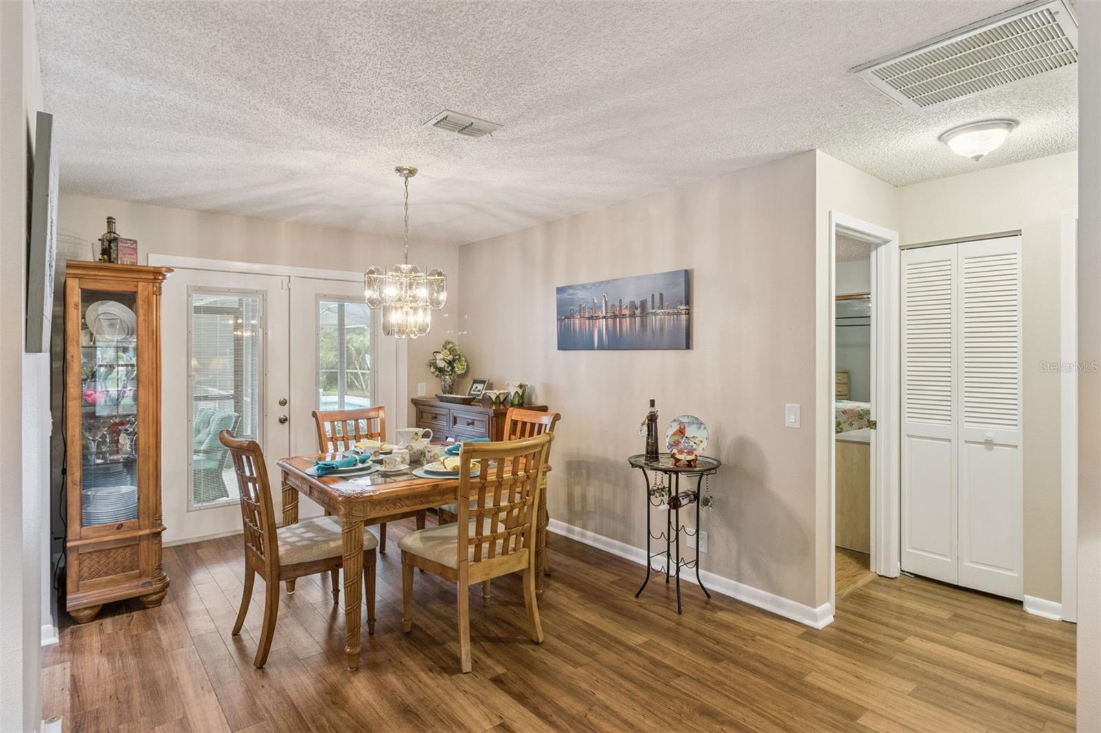 COUNTRY OAKS ESTATES - Residential
