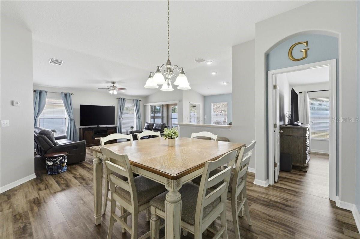CREEKSIDE - Residential