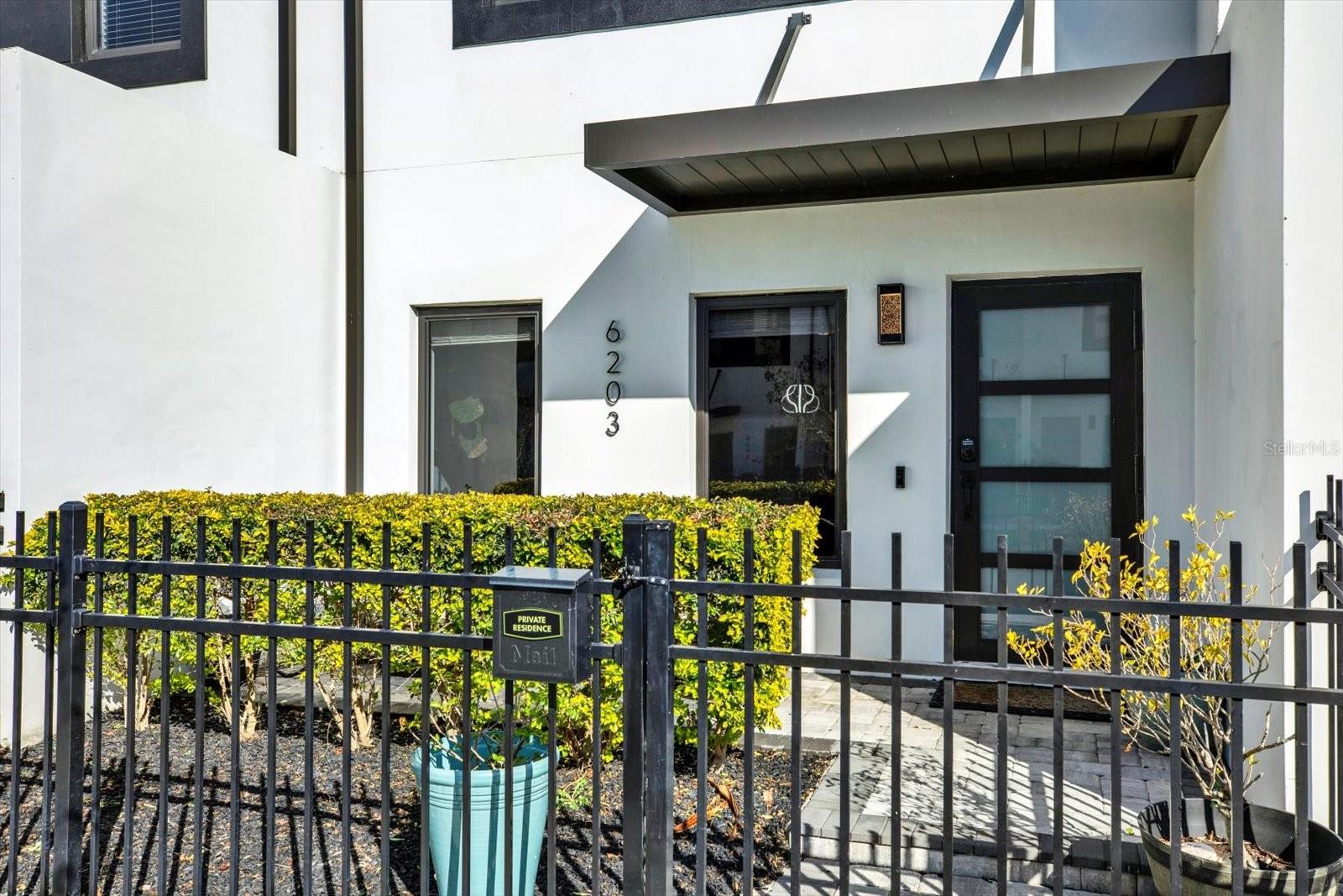 LATITUDES IN THE PARK - Residential