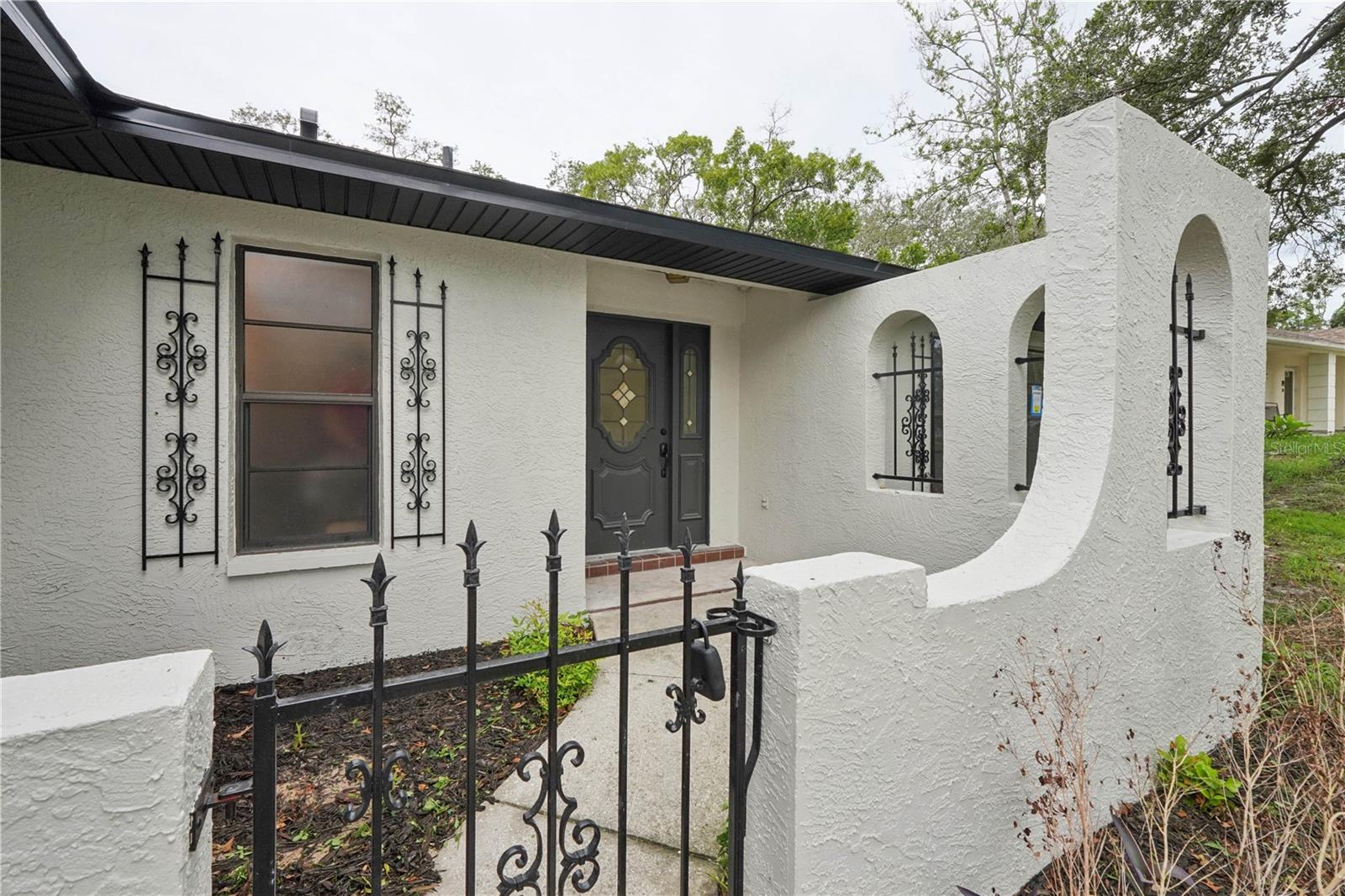 FOREST OAKS - Residential