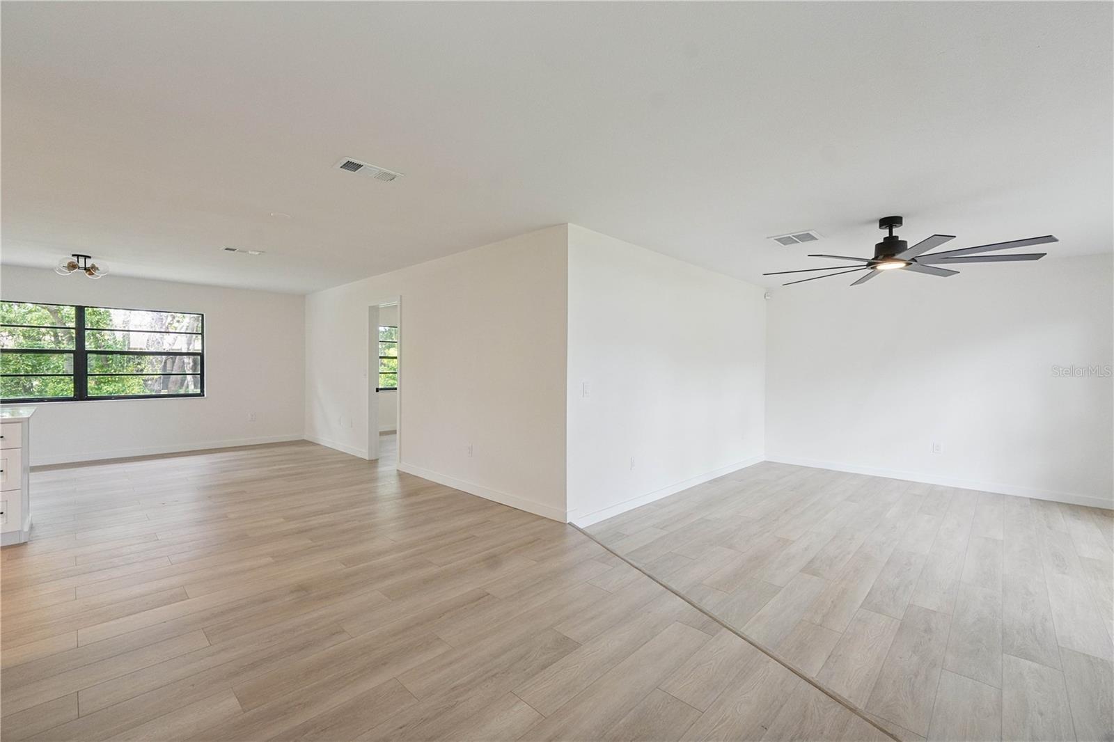 FOREST OAKS - Residential