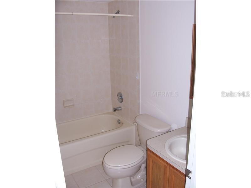 SEASCAPE CONDO OF TARPON SPGS - Residential Lease