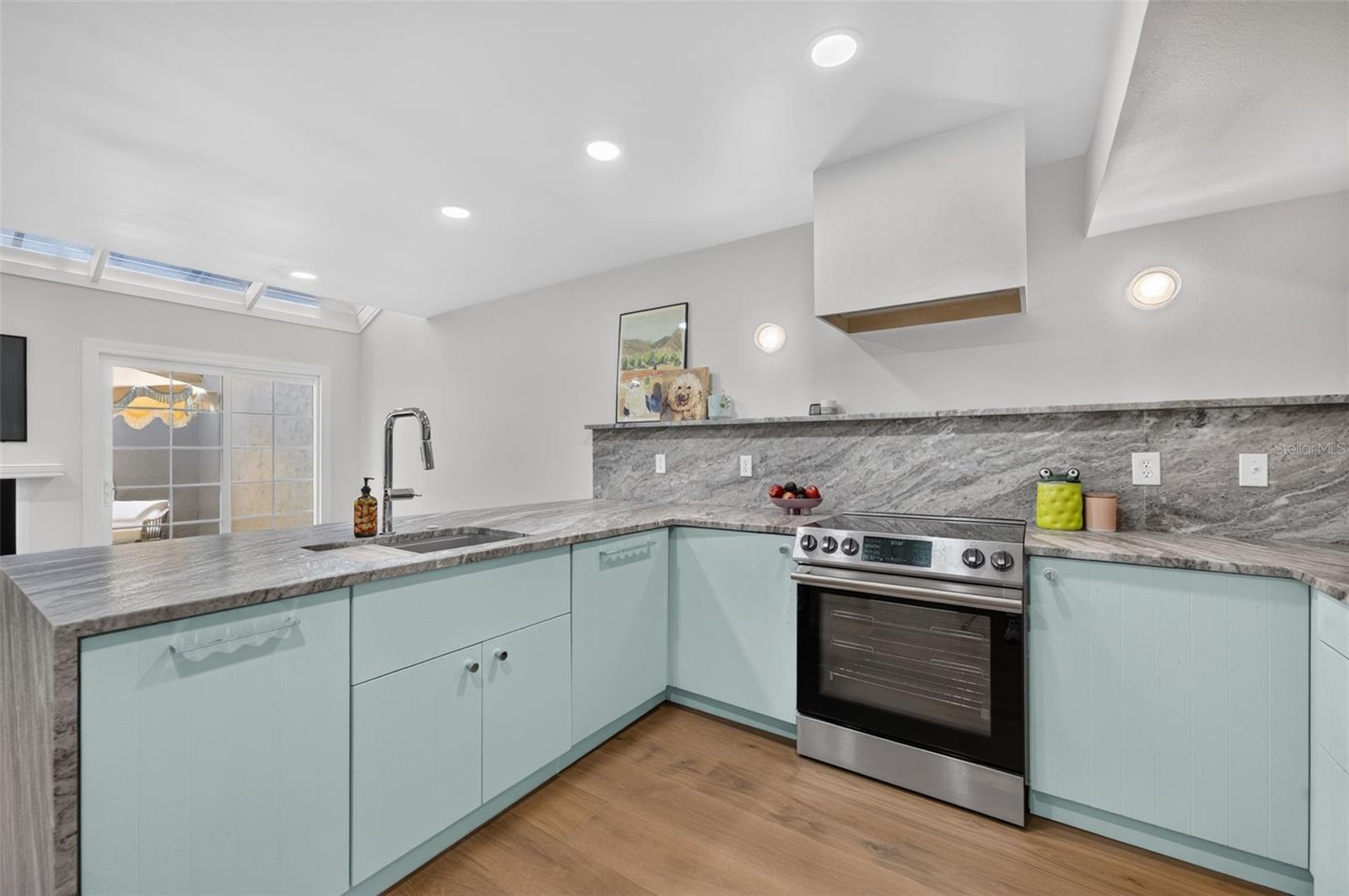 QUARTERS AT WINTER PARK CONDO - Residential
