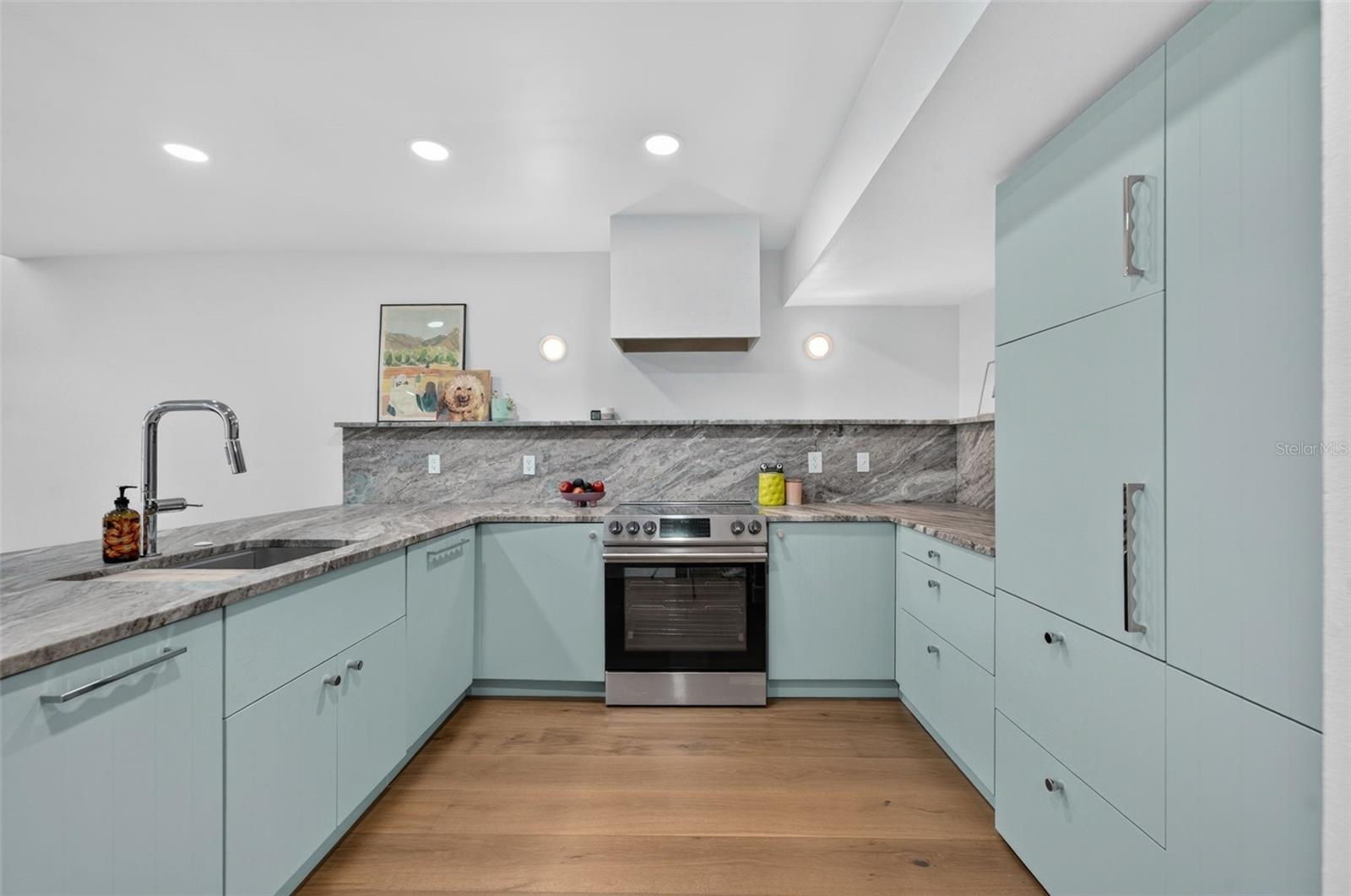 QUARTERS AT WINTER PARK CONDO - Residential