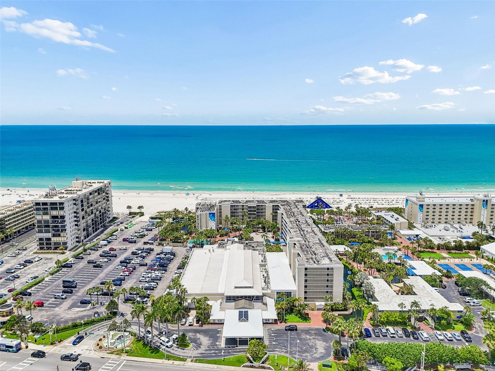 JACARANDA BEACH VILLAS CONDO - Residential