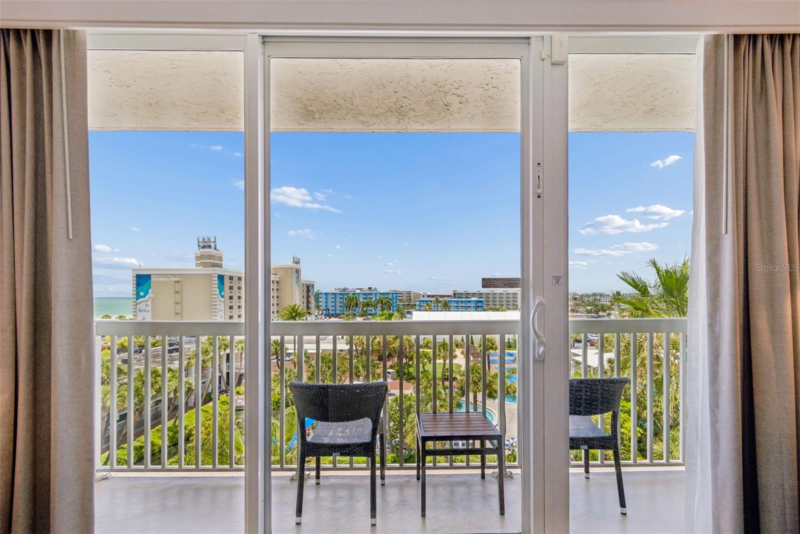 JACARANDA BEACH VILLAS CONDO - Residential