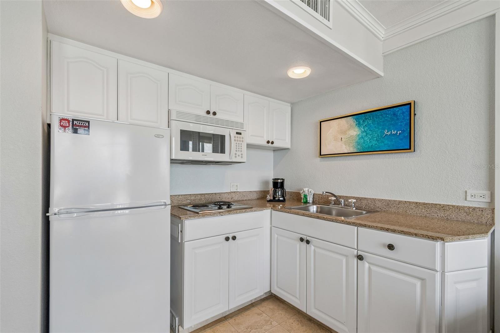 JACARANDA BEACH VILLAS CONDO - Residential