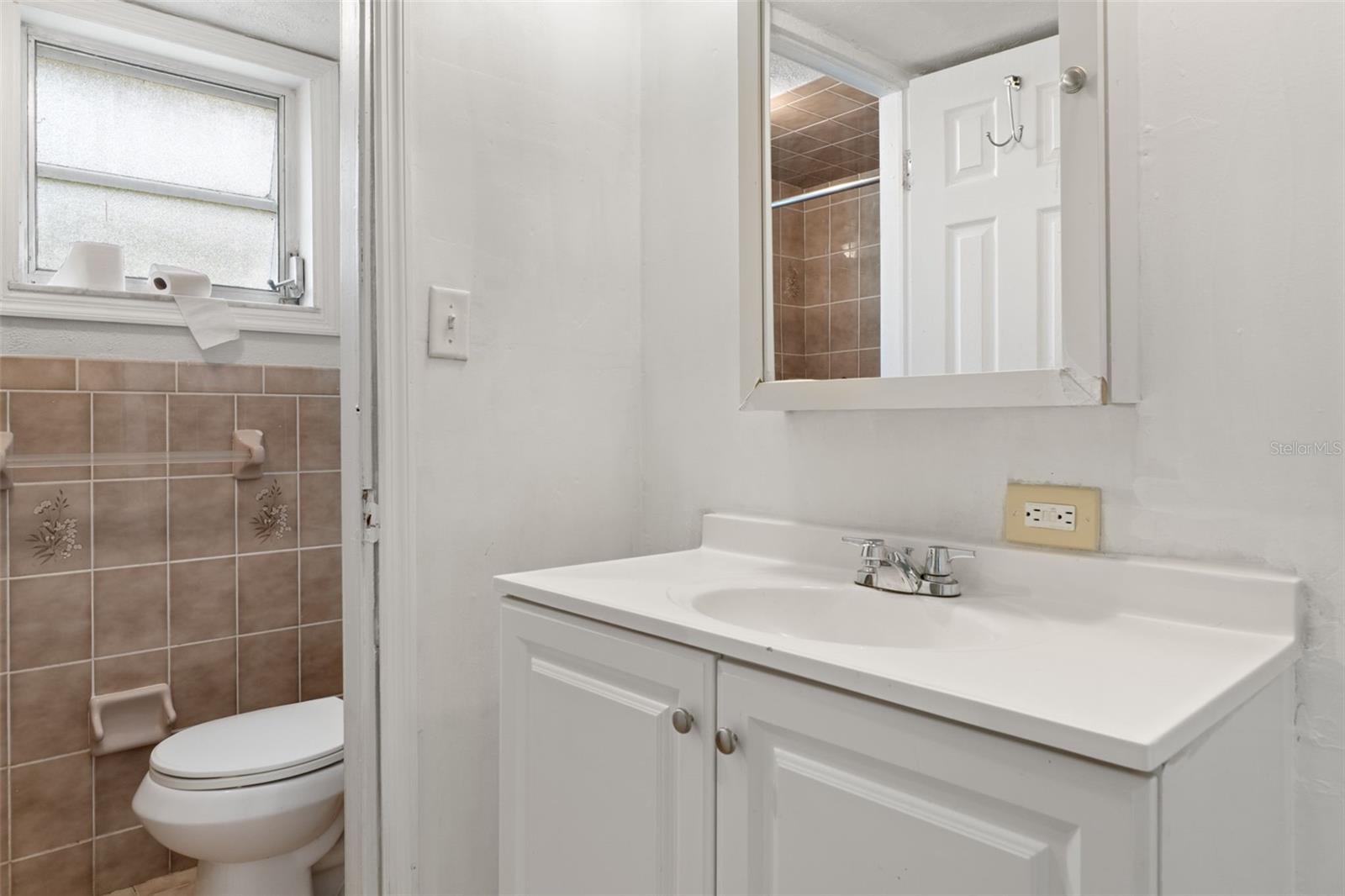 ZAN MAR VILLAGE UNIT 01 - Residential