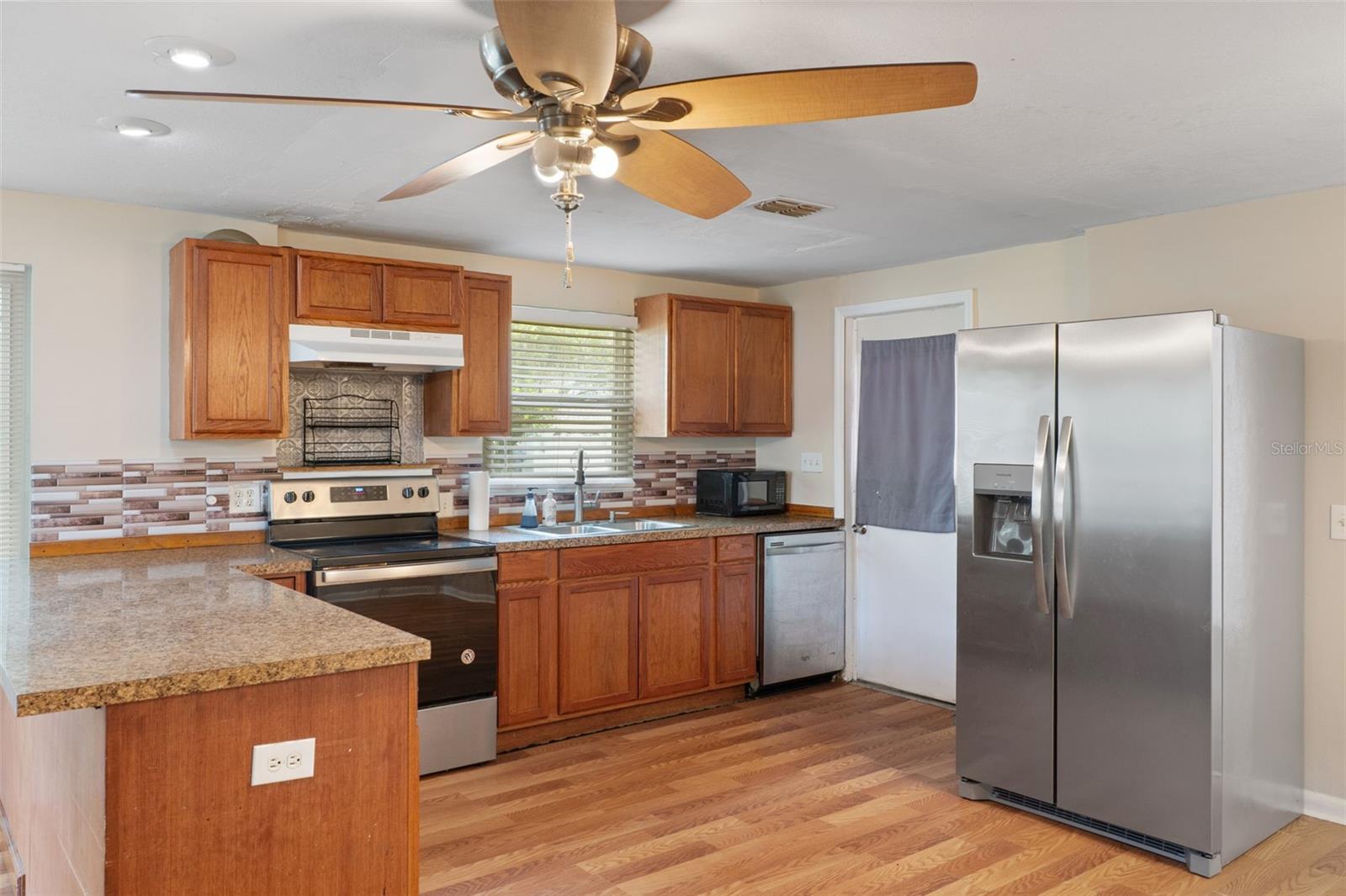 ZAN MAR VILLAGE UNIT 01 - Residential