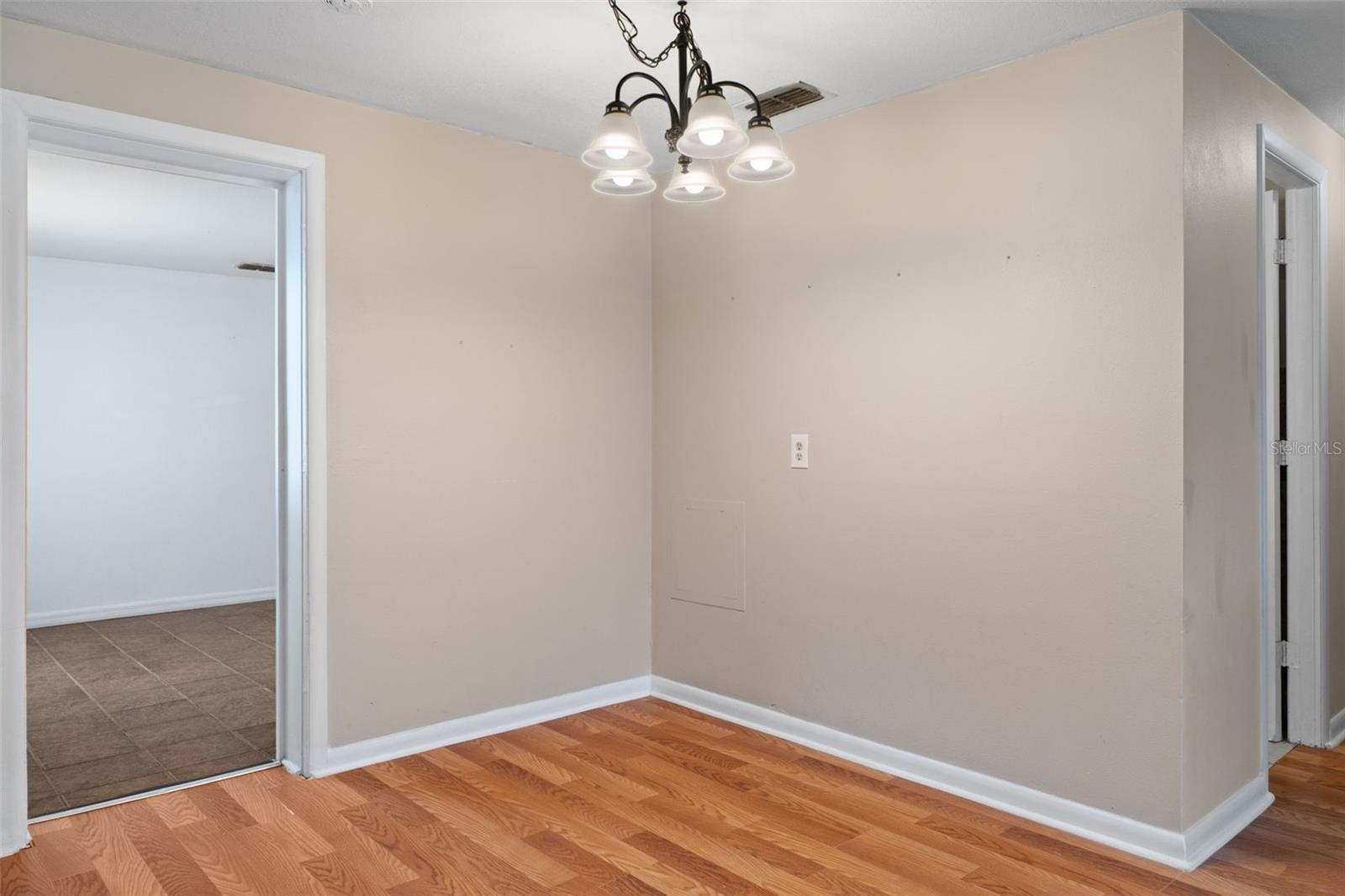 ZAN MAR VILLAGE UNIT 01 - Residential