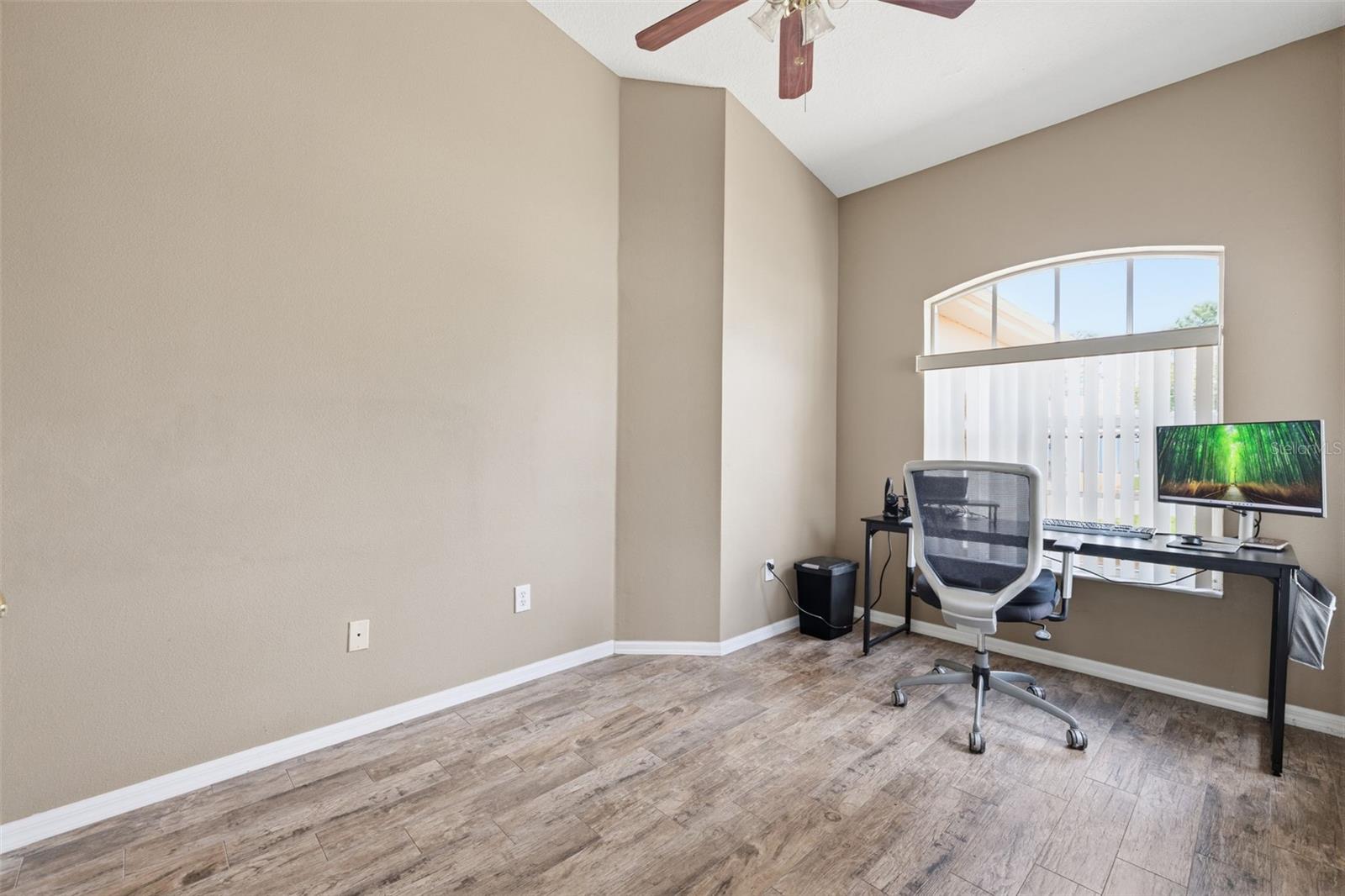 PLANTATION PALMS - Residential