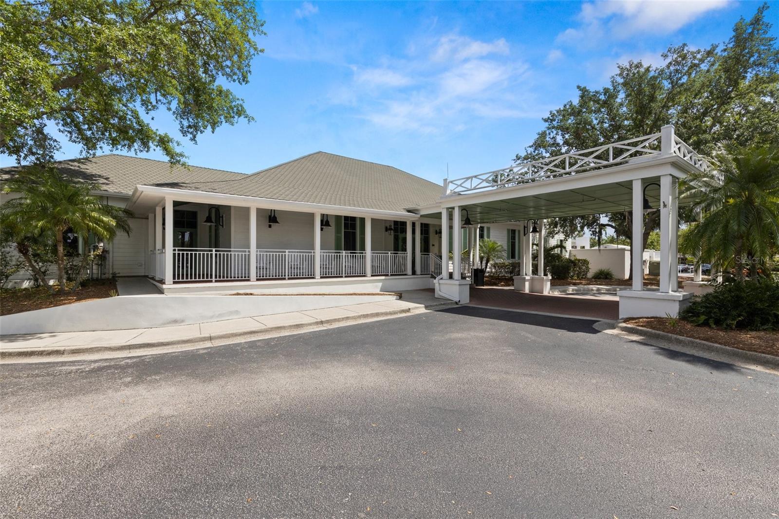 PLANTATION PALMS - Residential